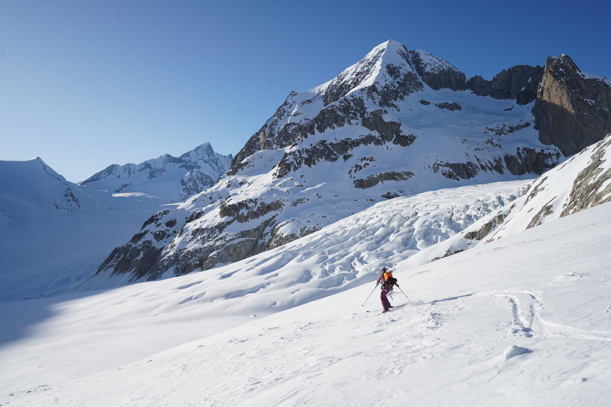 finsteraarhornhütte